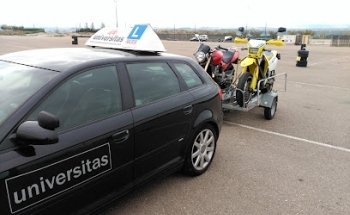 Autoescuela Universitas pistas moto