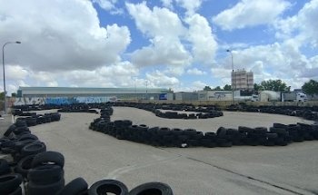 CIRCUITO MINIMOTOS ROMPECUBAS