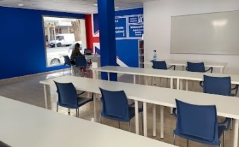 AUTOESCUELA-ACADEMIA Internacional