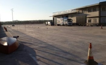 Pista de Prácticas Autoescuela Marchena Arahal