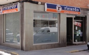 Autoescuela Ricardo SL- Calle de la Reina