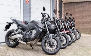 Damen Motor-Rijopleidingen