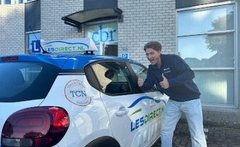 LesDirect Autorijschool / Driving School
