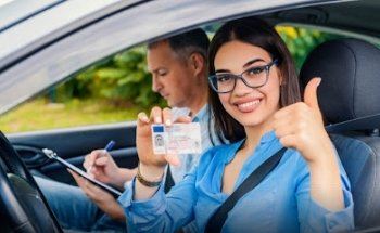 Driving School ras al khaima مدرسة لتعلیم قیادة السیارات