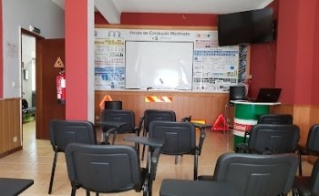 Escola de condução da Mealhada