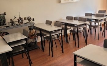 Escola de Condução Brilhante