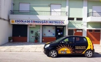 Escola de Condução Instrusol