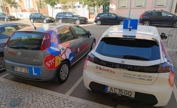 ESCOLA DE CONDUÇÃO RODASCITY BARREIRO