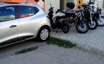 Escola de Condução Cubista