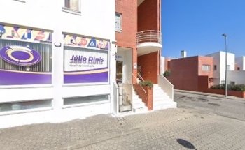 Escola De Condução Júlio Dinis Lda