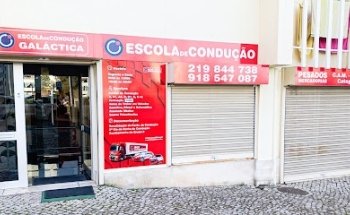Escola de Condução Galáctica