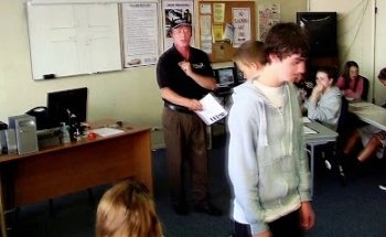 Defensive Driving School and Driver License Testing Center Мы говорим по Русски! Ми розмовляємо Українською!