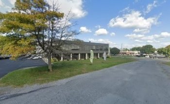 The Road and You Together Driving School