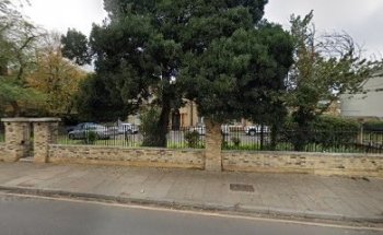 Podium Driving School Gravesend