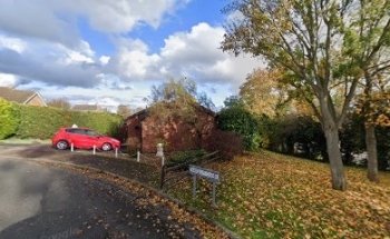 Lulu's Driving School