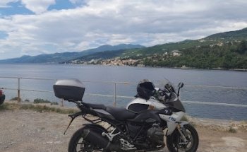Zen School of Motorcycling