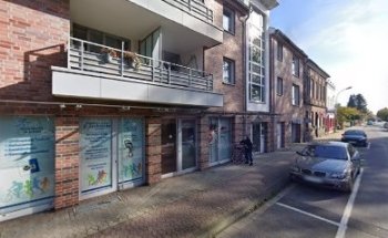 Fahrschule Verkehrsinsel