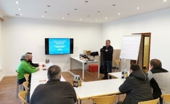 De Fahrschui GmbH - Deine Fahrschule in Forstern