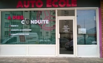 A Pies Conduite