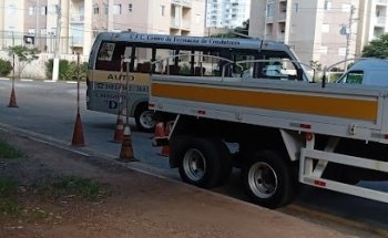 Auto Escola e Despachante Anhanguera