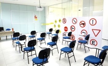 Auto School Destak