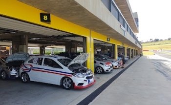 Alpie Pilot School