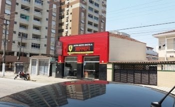 Auto Moto Escola Ferrari