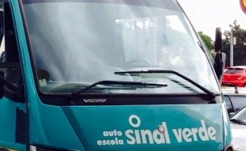 Auto School Green Light